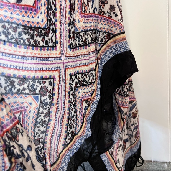 Beautiful Boho Kimono - Picture 2 of 3